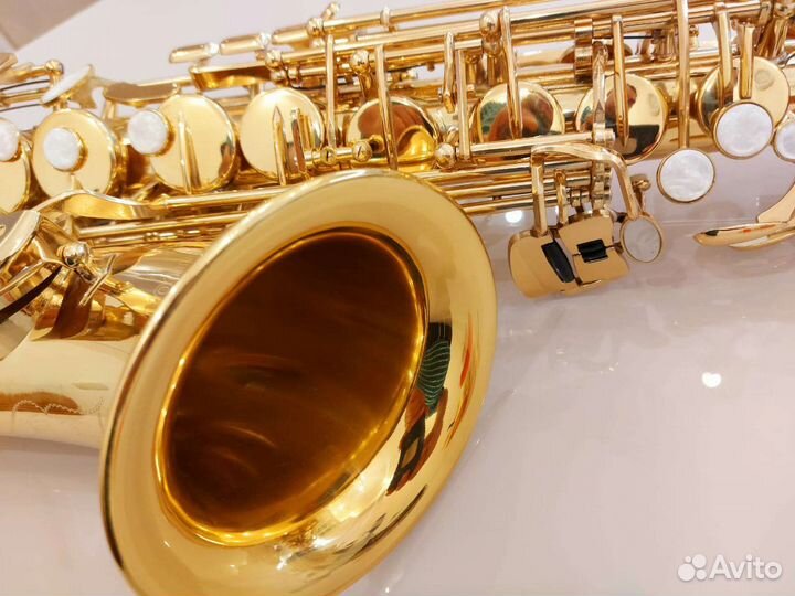Саксофон альт новый