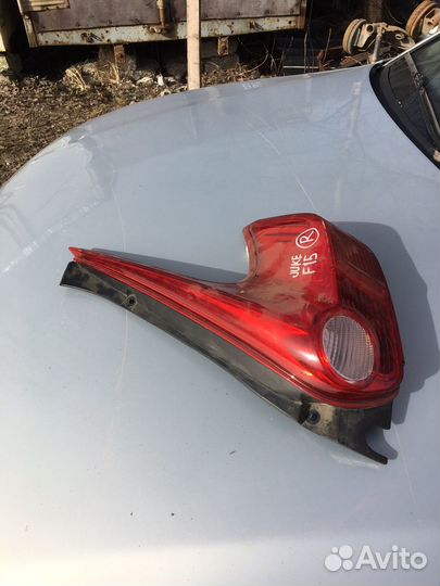 Фонарь задний правый Nissan juke