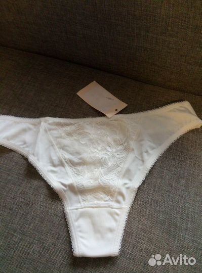 Трусики новые 44 р-р