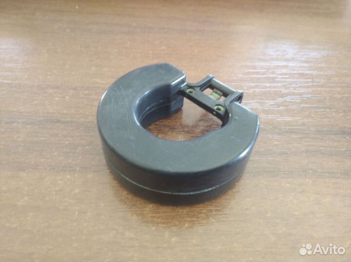 Поплавок карбюратора лодочного мотора