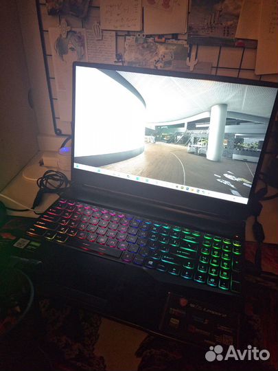 Ноутбук leopard gl65