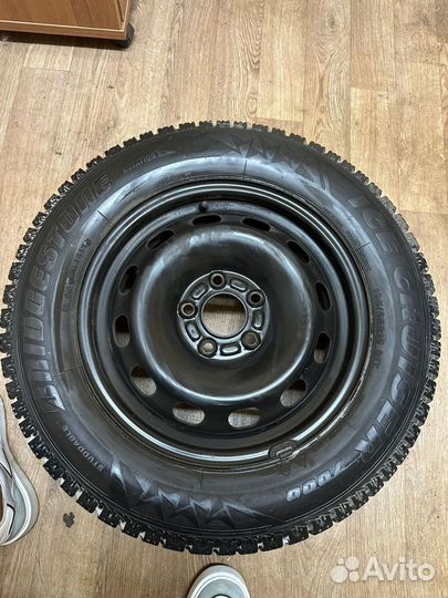 Bridgestone Ice Cruiser 7000 195/65 R15