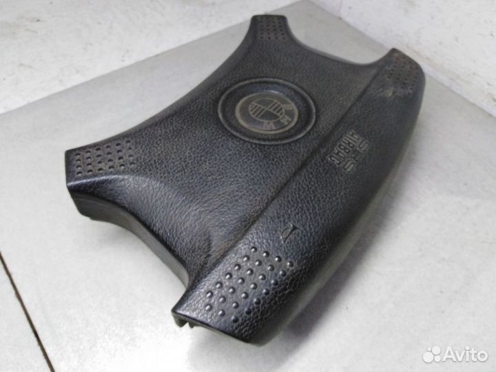 Подушка безопасности в руль