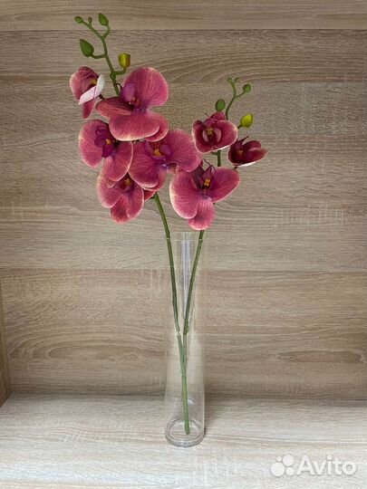 Искусственные цветы, вазы, посуда, сувениры