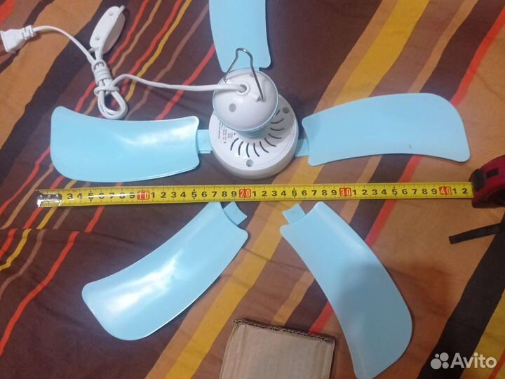 Потолочный подвесной вентилятор. Бесшумный