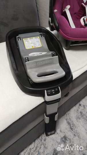 Автолюлька maxi cosi pebble plus с базой