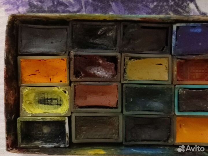 Краски акварельные Ленинград 24 цвета