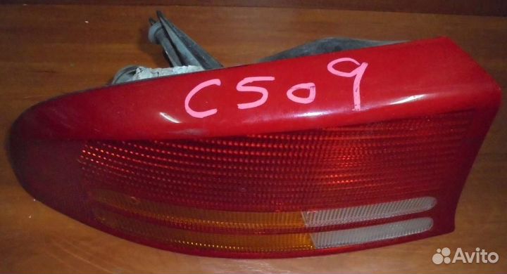 Фонарь задний левый dodge Intrepid 1998-2004 2.7