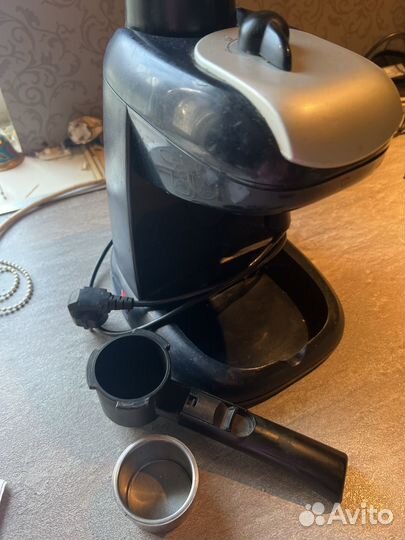 Кофеварка рожковая delonghi