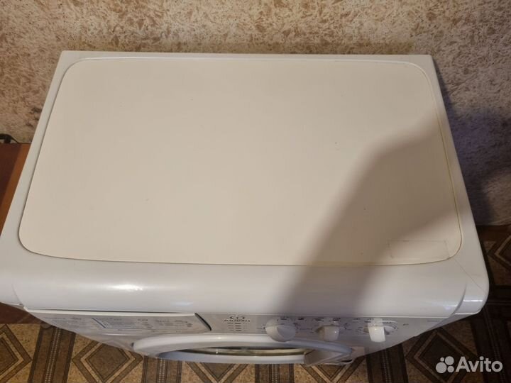 Стиральная машина indesit