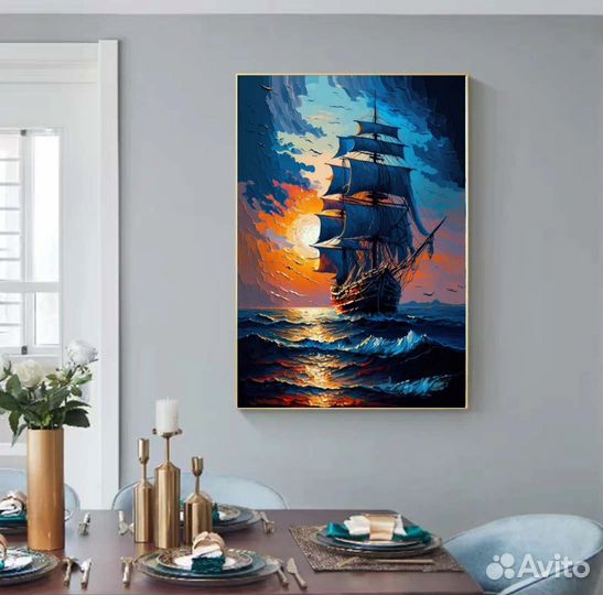 Морской пейзаж на закате с кораблём