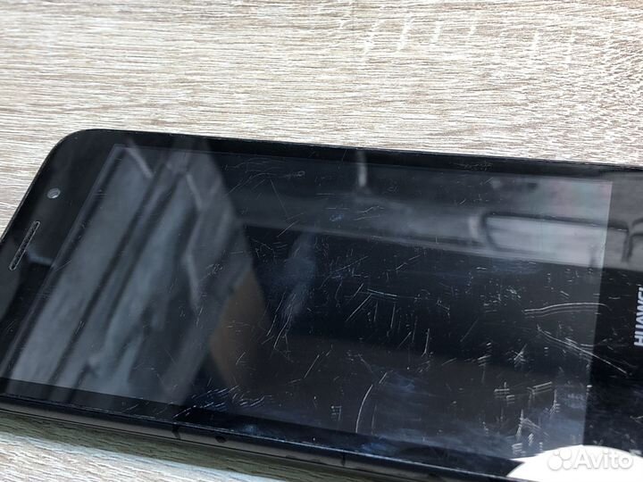 HUAWEI Y3 2017, 8 ГБ