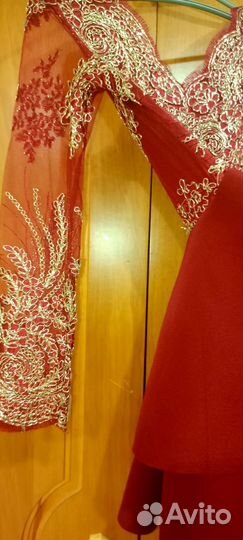 Вечернее платье