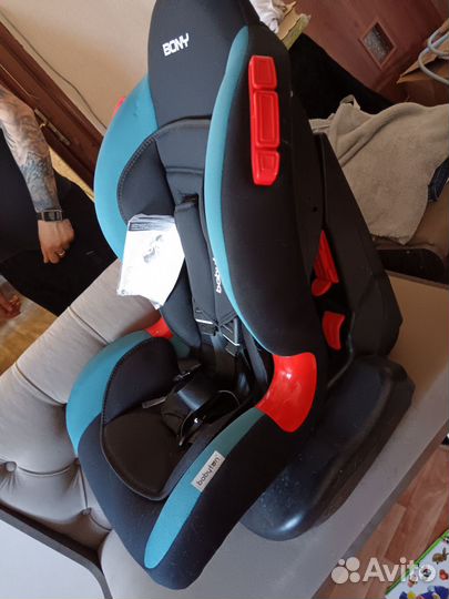 Детское автомобильное кресло