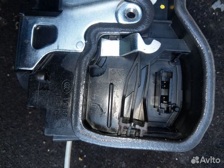 Замок двери задний левый bmw - 51227229459