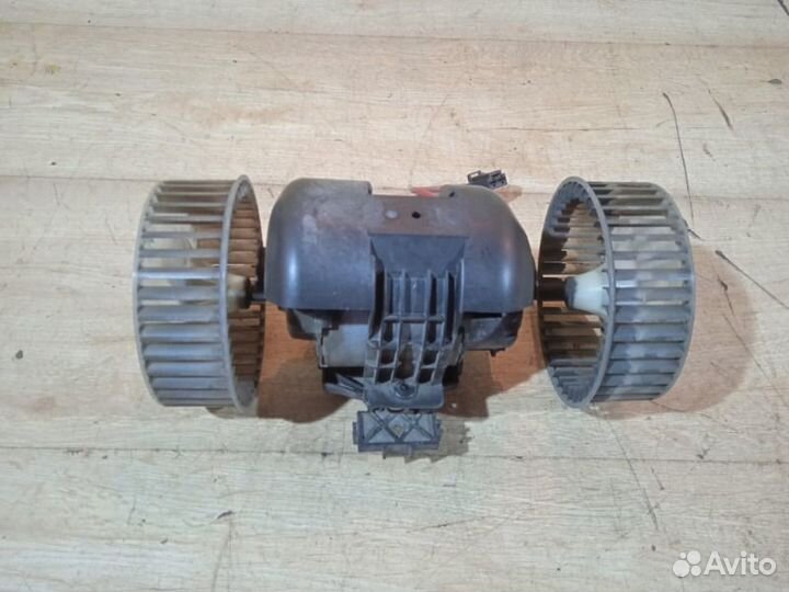 Мотор печки Mercedes-Benz S-Class W221 3.5 2007