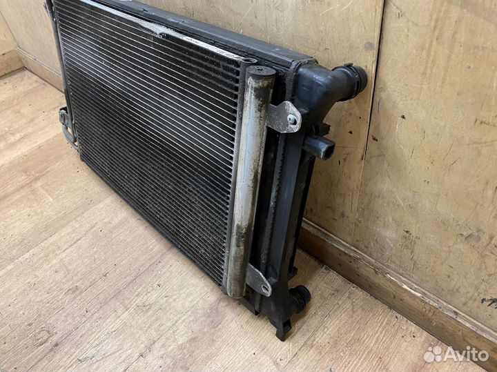 Кассета радиаторов Volkswagen Golf 6 2009-2012