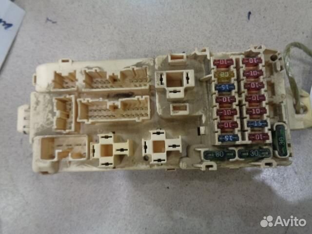 Блок предохранителей салонный Mitsubishi Legnum 1