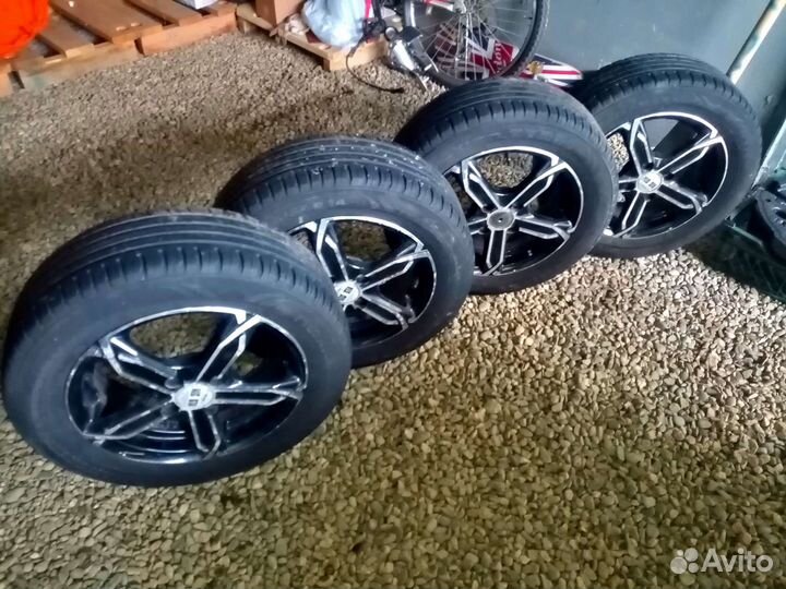 Колеса 4шт. Литые диски+Nokian Лето 175/65R14