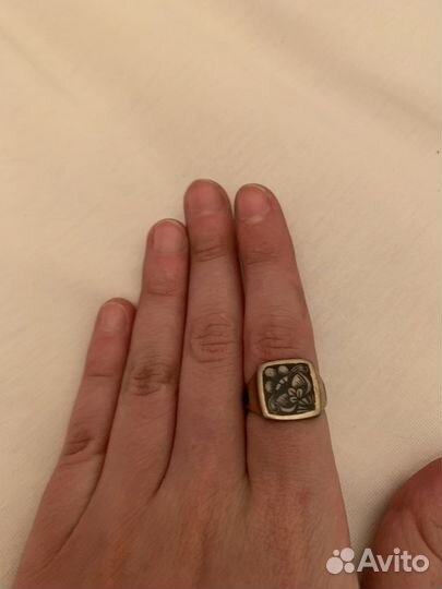 Серебряное кольцо печатка