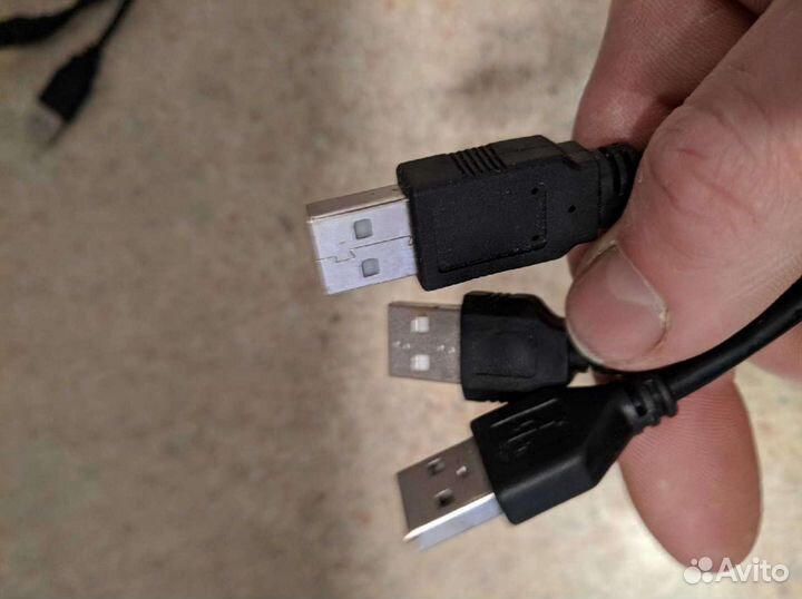 Кабель один обычный Юзб на два обычных usb2.0