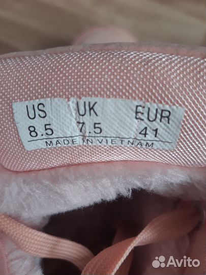 Кроссовки зимние женские 40 41 размер
