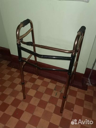 Ходунки для взрослых