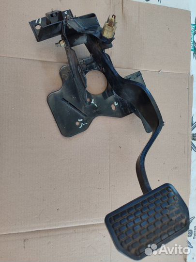 Педаль тормоза Chery Indis