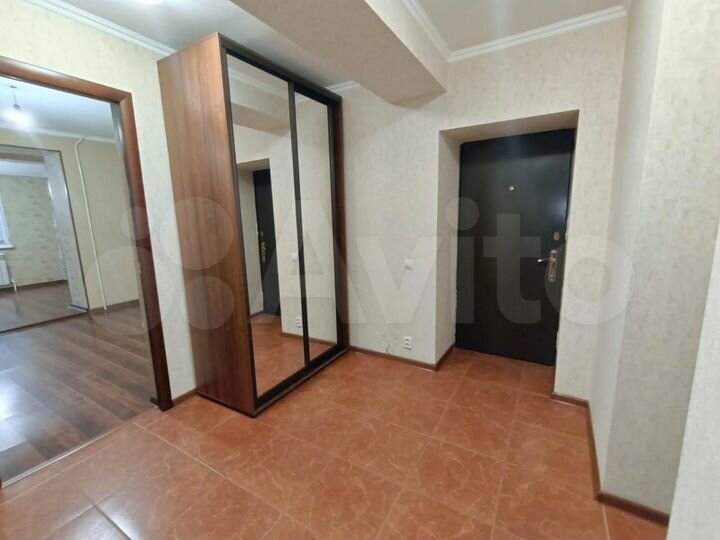 3-к. квартира, 75,7 м², 2/5 эт.