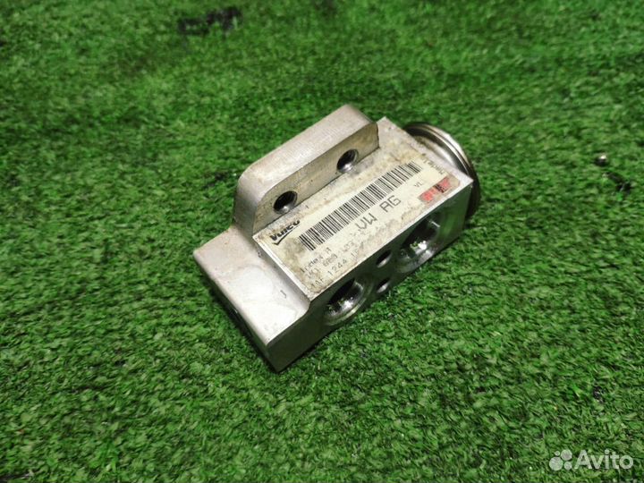 Клапан кондиционера трв Skoda Octavia A5