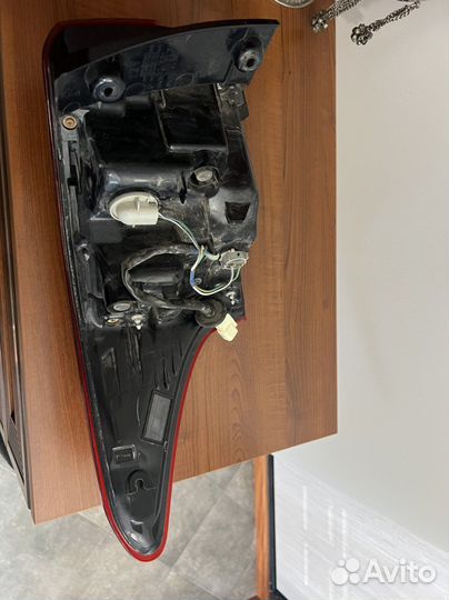 Фонарь задний правый наружний на Mitsubishi