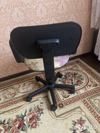 Компьютерное кресло