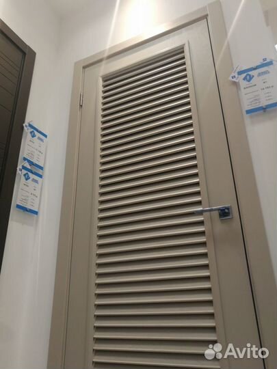 Дверь межкомнатная (Жалюзи)