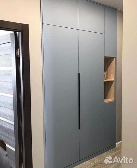 Шкаф распашной F 053