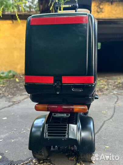 Скутер Honda Gyro Canopy