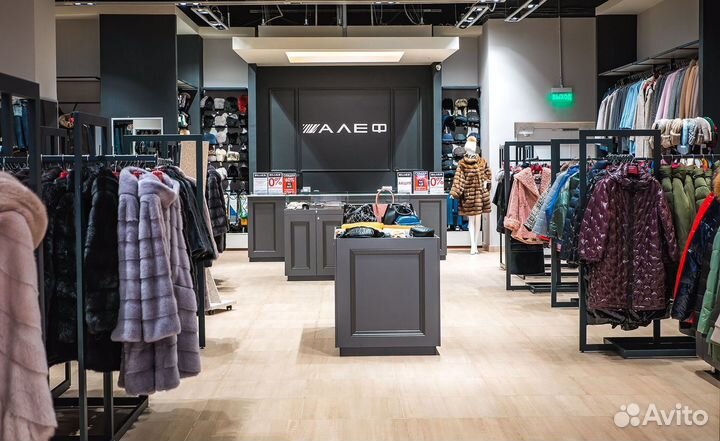 Администратор магазина ТЦ Макси