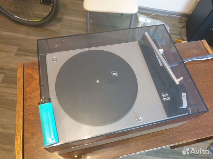 Виниловый проигрыватель Dual 410