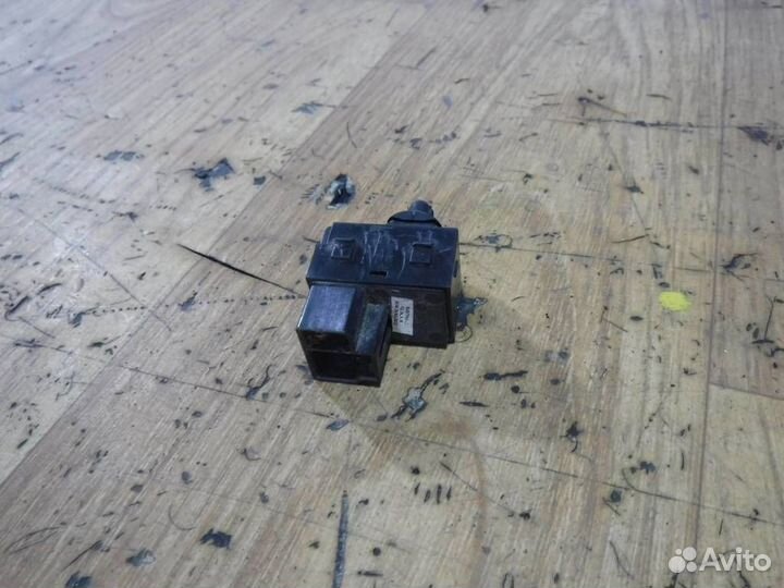 Кнопка стеклоподъемника Dodge Stratus 2001-2006