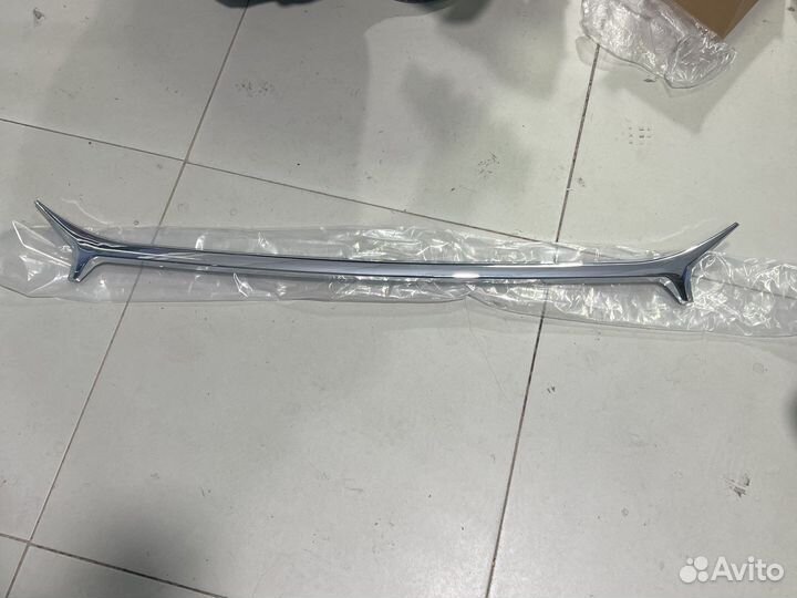 Хром молдинг на решетку тойота камри 55