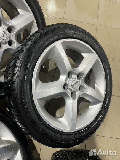 Accelera 651 215/50 R17 95T
