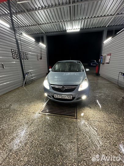 Opel corsa d салон