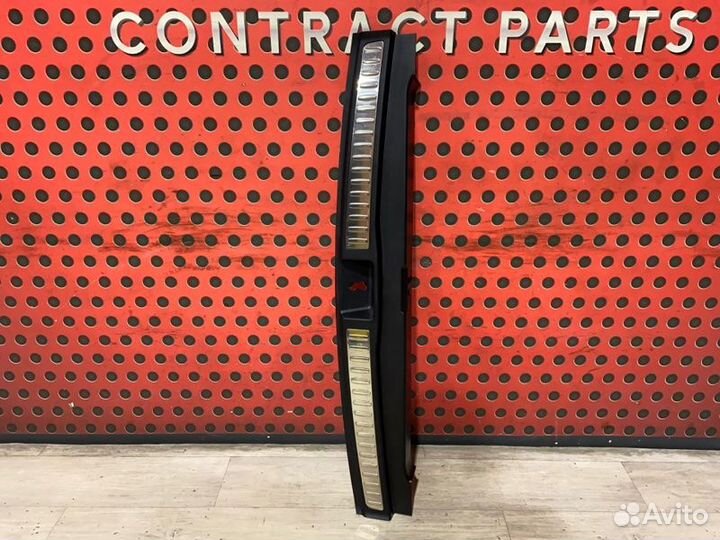 Накладка замка багажника Mercedes-Benz Gle W166