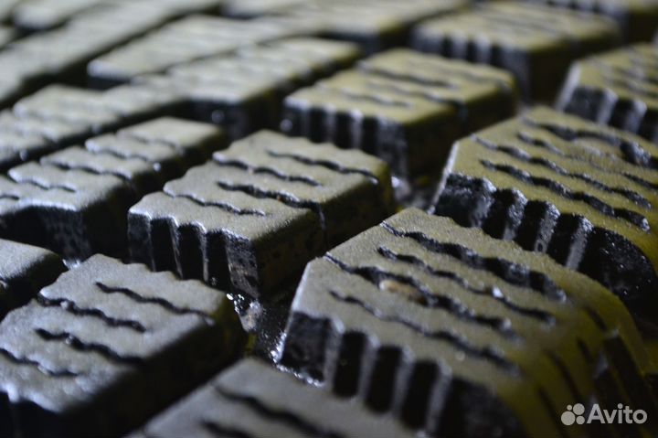 Yokohama Guardex F721 215/45 R17