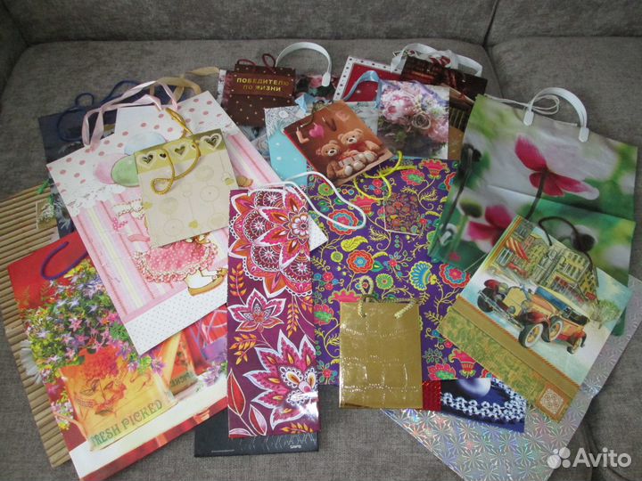 Пакеты подарочные разных размеров