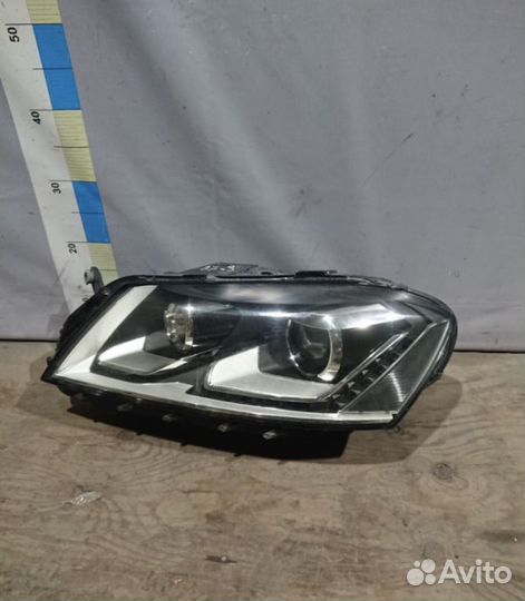 Фара передняя левая Volkswagen Passat B7