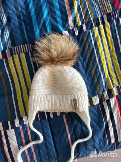 Шапка ручной работы на новорожденного