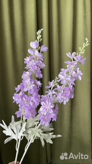 Искусственные цветы дельфиниум