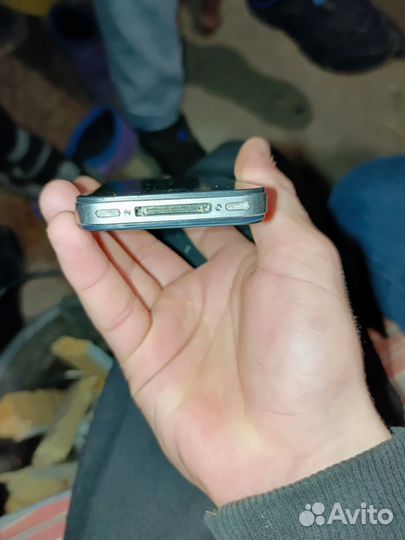 iPhone 4, 16 ГБ