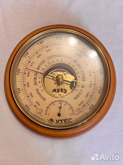 Барометр настенный утес
