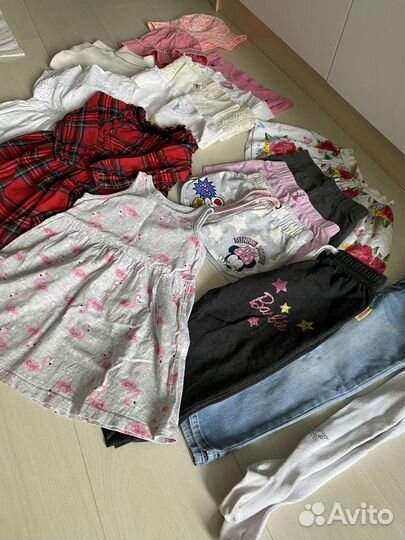 Пакет одежды для девочки 98